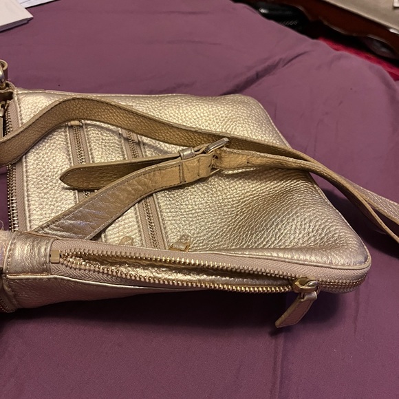 Leather Cole Haan Gold Crossbody (Expandable) Purse - Picture 6 of 9